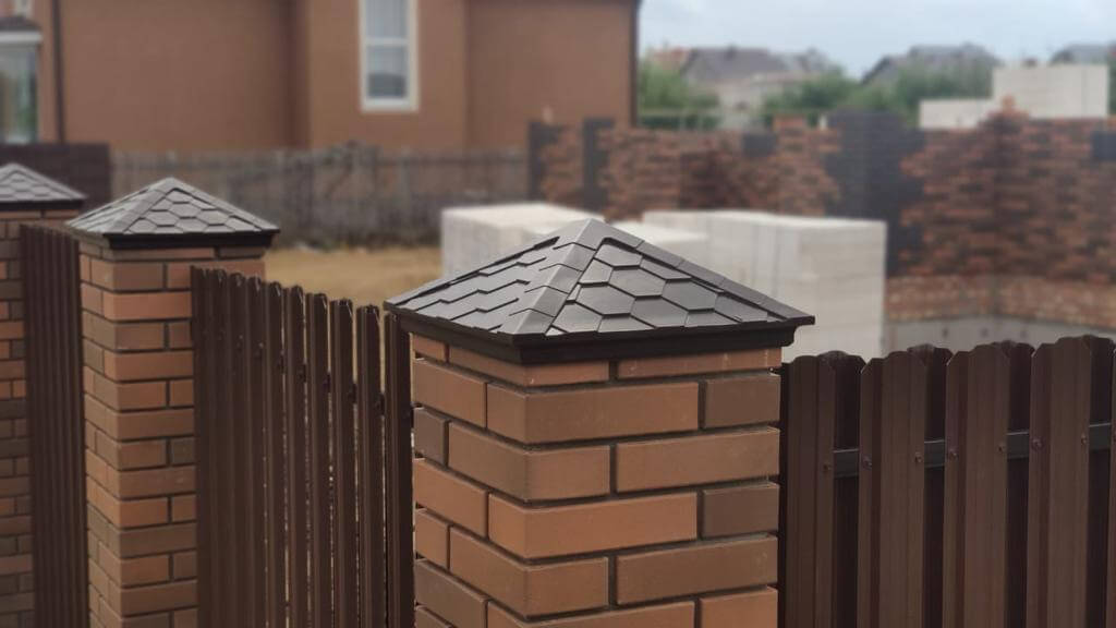 Колпак Zking Эверест Коричневый на столб 1.5х1.5 кирпича (390х390мм) в Кандалакше фото